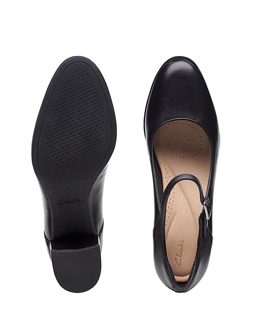 Clarks Freva55 Strap Court Shoe Wide Fit