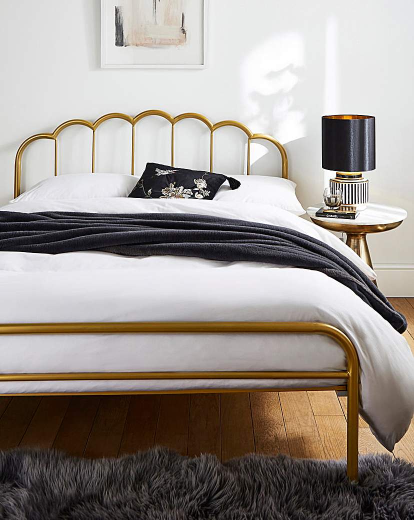 Joanna Hope Vivienne Scalloped Metal Bed