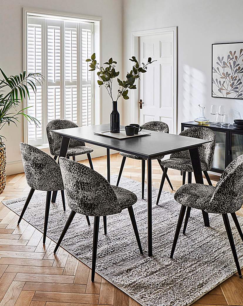 Hale Dining Table & 6 Savannah Chairs