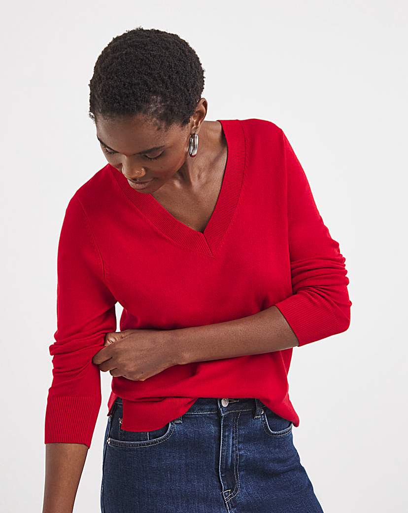 New In - V NECK JUMPER