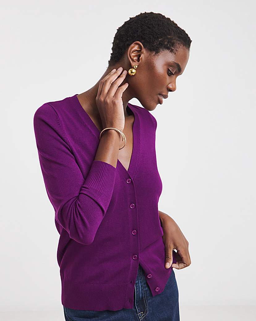 New In - V NECK CARDIGAN