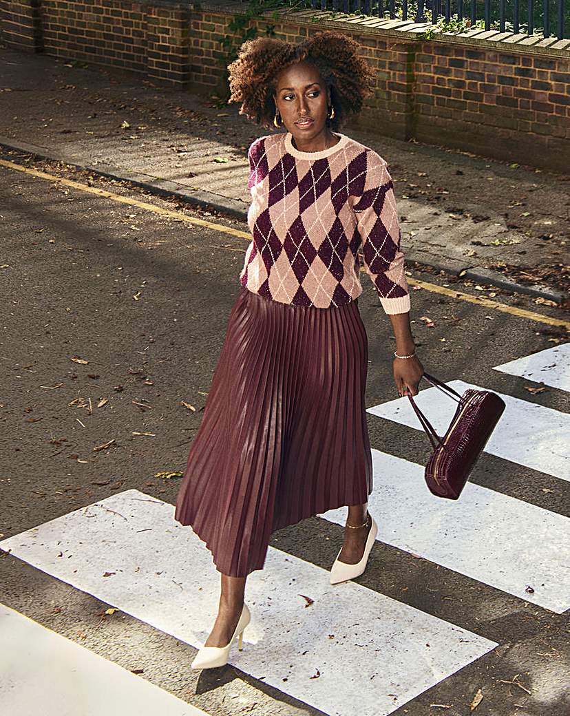 New In - CREW NECK ARGYLE JUMPER