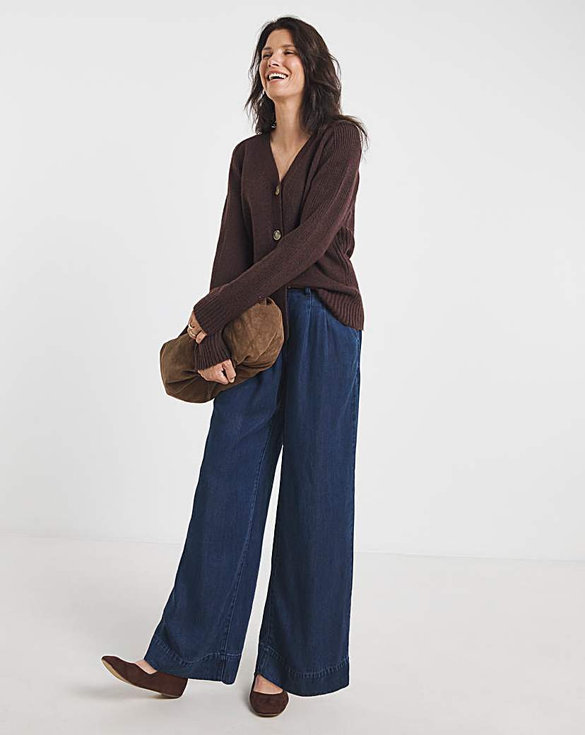 New In - V NECK SEAM DETAIL CARDIGAN