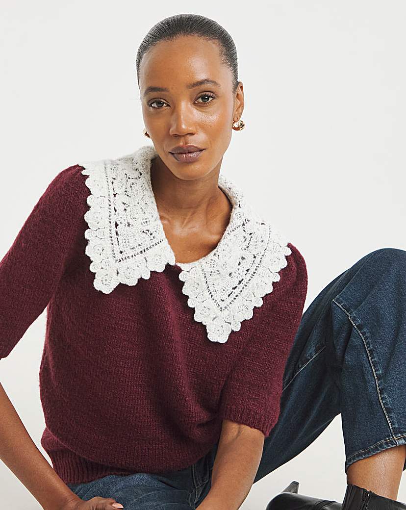Lace collar Jumper