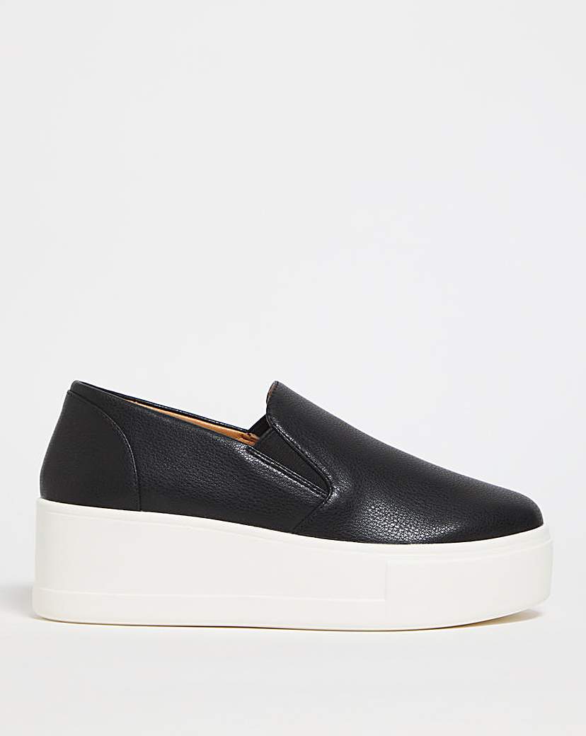 Twin Gusset Flatform Trainer EEE Fit