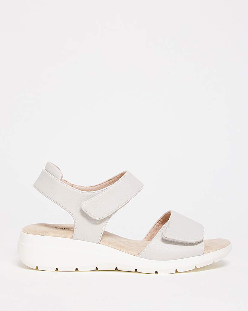 Cushion Walk T&C Sandal E Fit