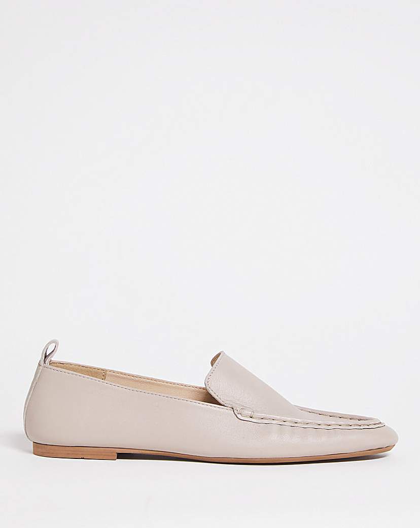 Basic Leather Loafer E Fit