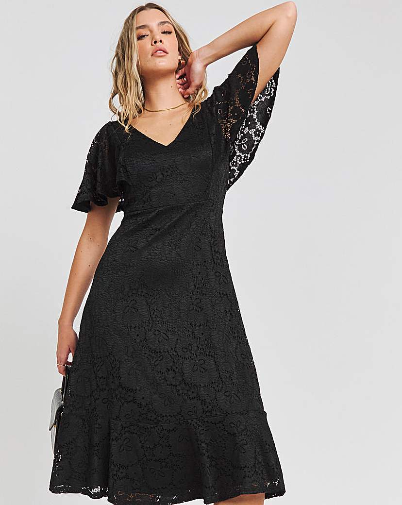 Angel-Sleeve Dresses | Simply Be