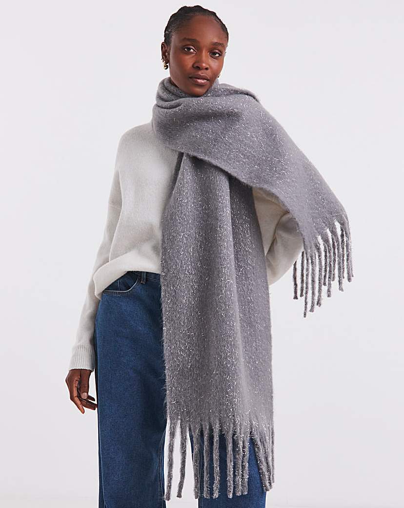 New In - Lurex Fluffy Blanket Scarf