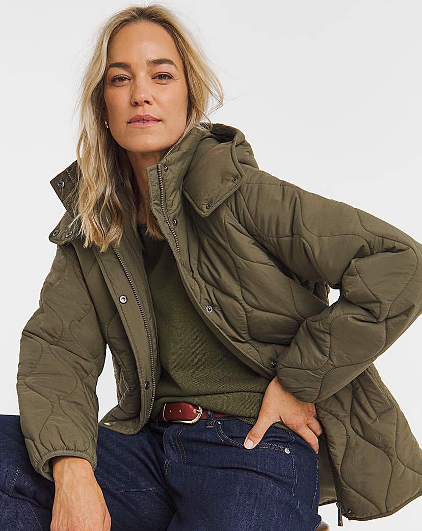 Short Hooded Quilted Jacket