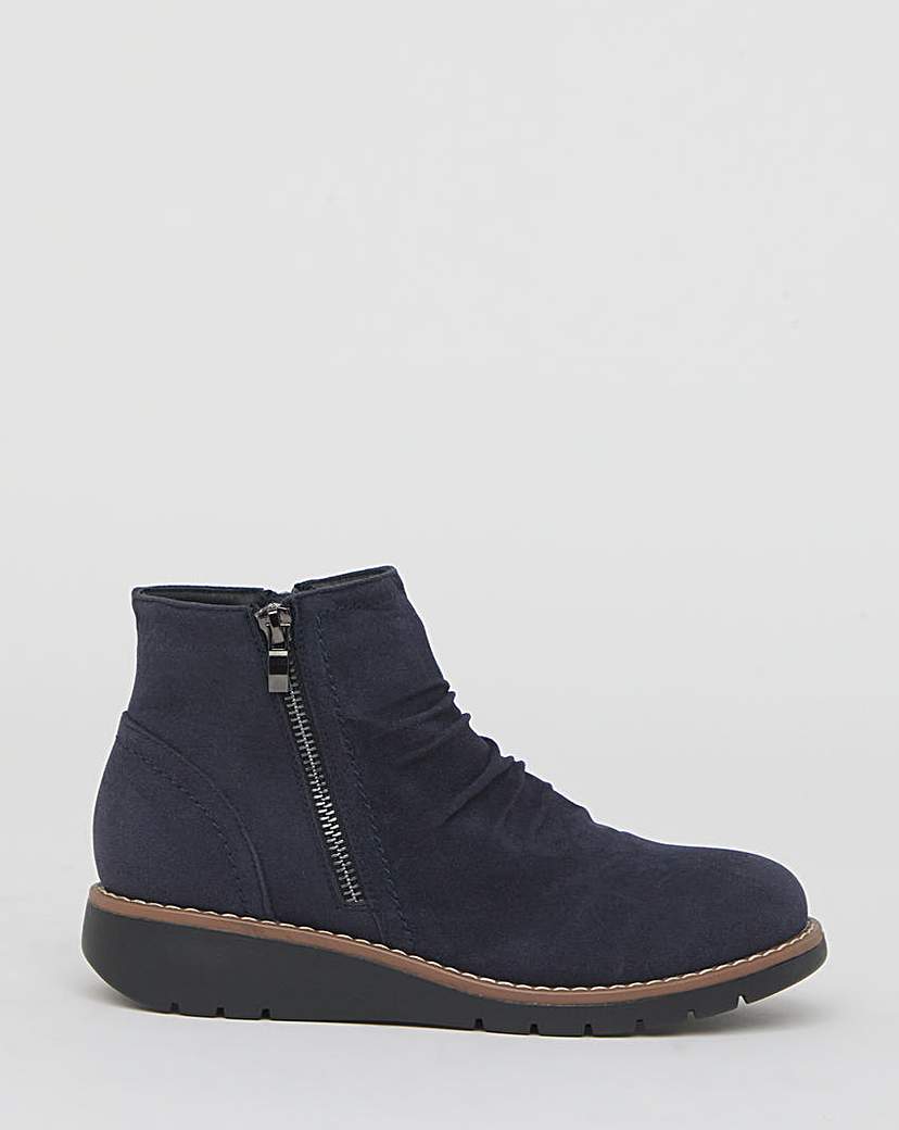 New In - Low Wedge Boot With Zip Wide