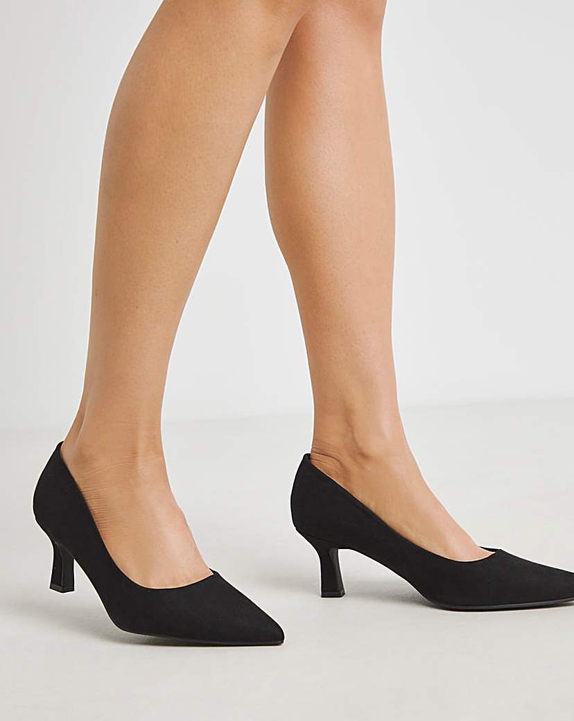 Pointed Toe Kitten Heel Shoe Ex Wide
