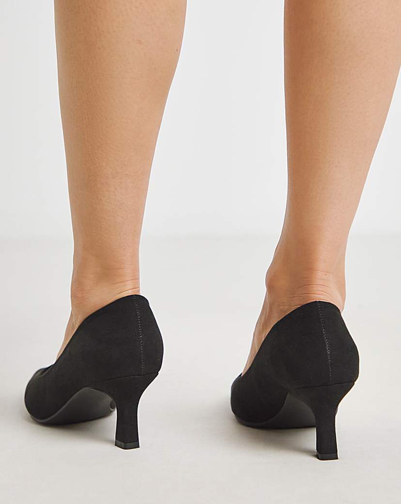 Pointed Toe Kitten Heel Shoe Ex Wide