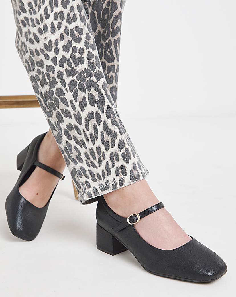Block Heel Mary Jane Wide