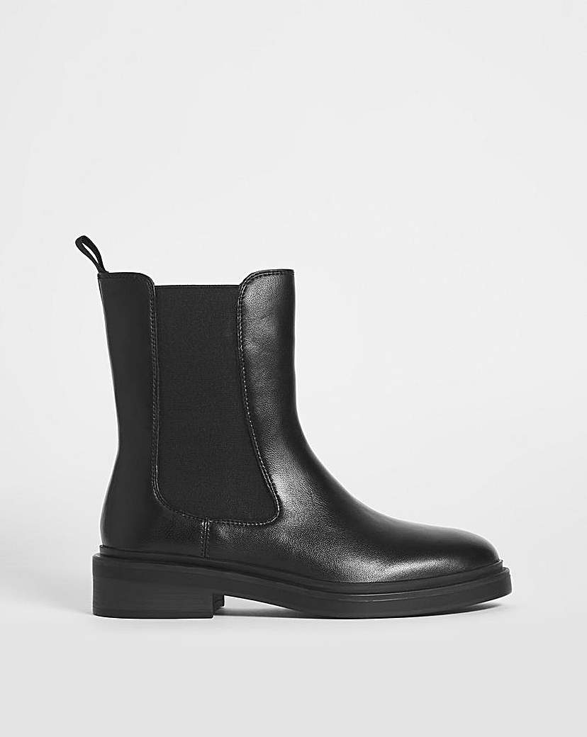 Leather Mid Height Chelsea Boot EEE Fit