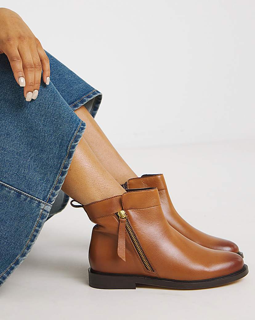 New In - Side Zip Ankle Boots E Fit