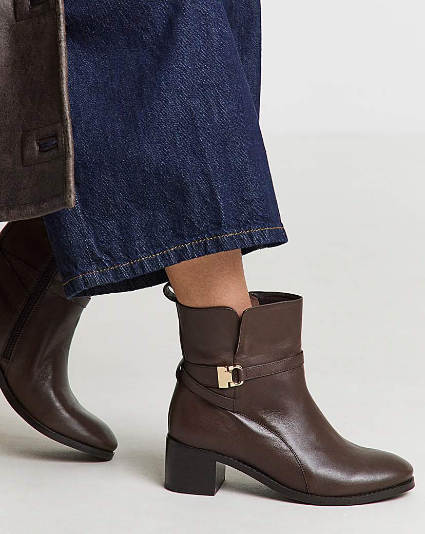 New In - Low Heel Ankle Boot with Trim Ex Wide