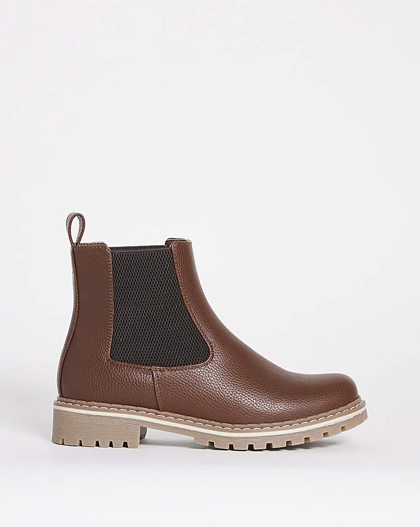 Cleated Chelsea Boot EEE Fit