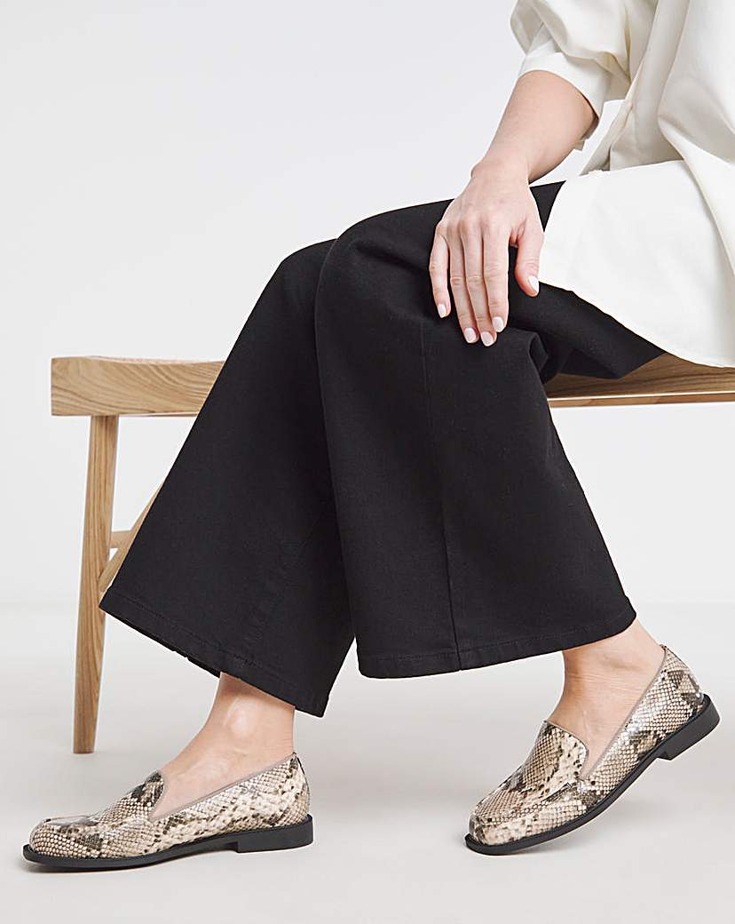 Classic Slipper Cut Loafer Wide