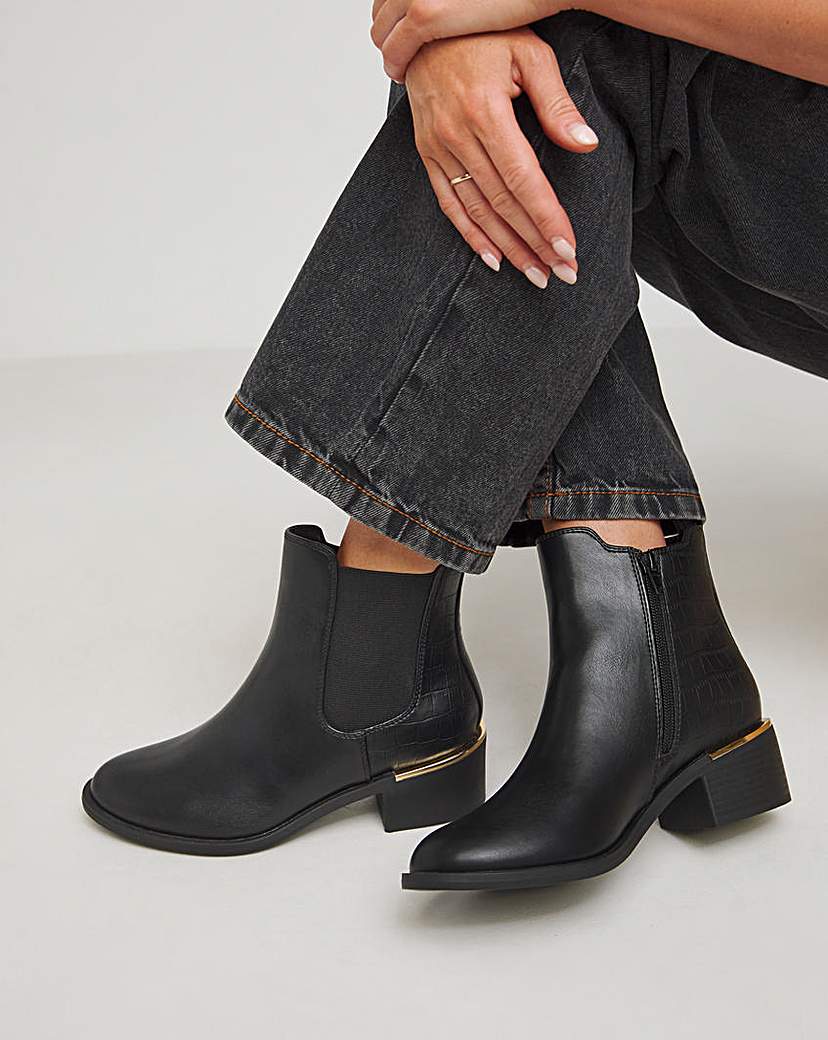 Heeled Chelsea Boots Wide E Fit