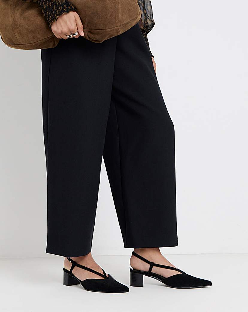 Heeled Pointed Toe Slingbacks Ex Wide