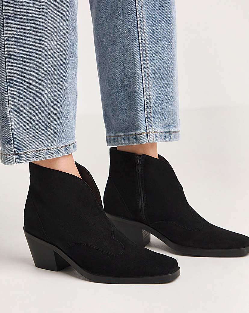 V Cut Western Ankle Boot Wide