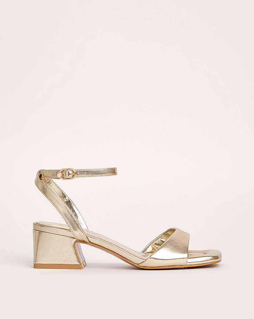 Barely There Low Block Heel Ex Wide