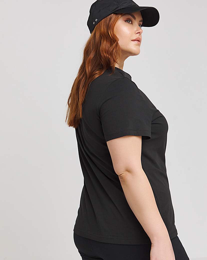 PUMA Essential Animal Graphic T-Shirt
