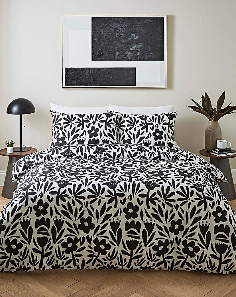 Mono Floral Print Duvet Set