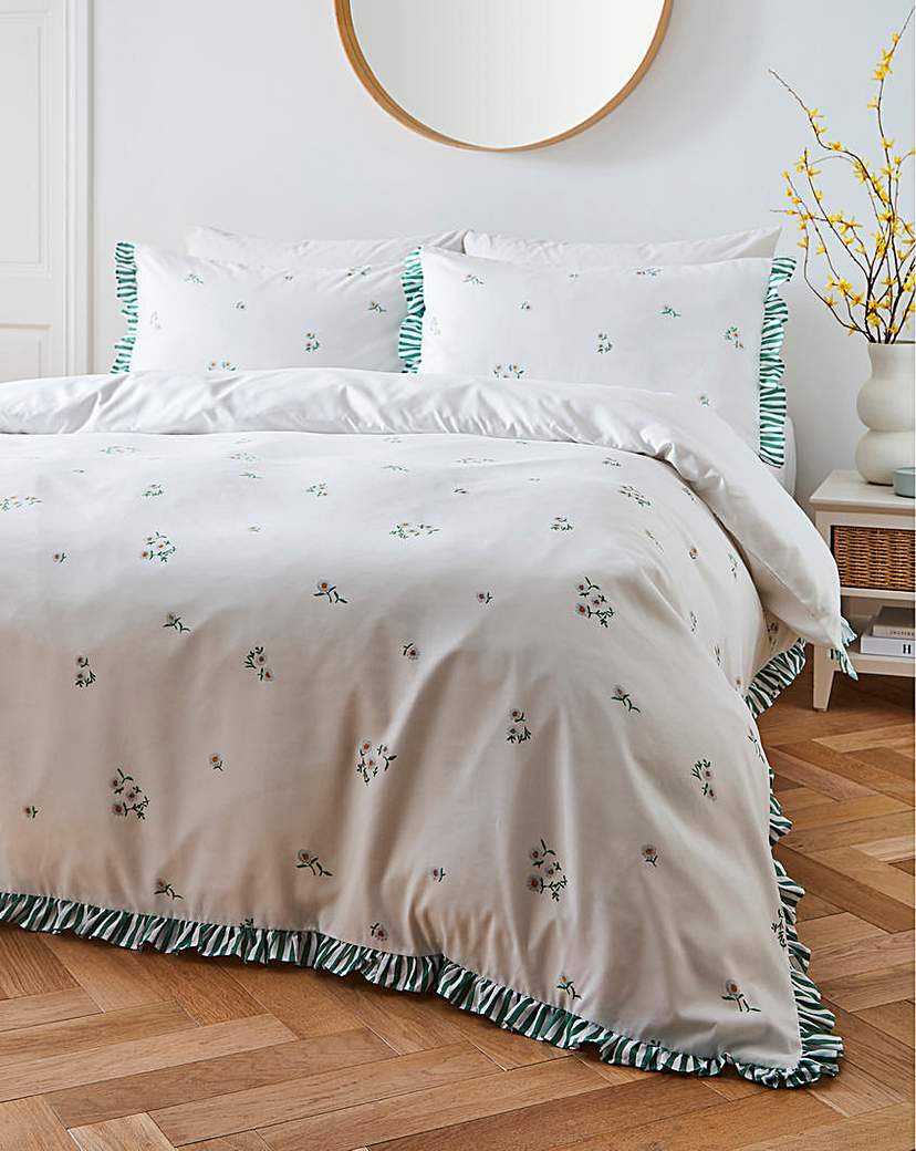 New In - Julipa Katie Floral Ruffle Duvet Set