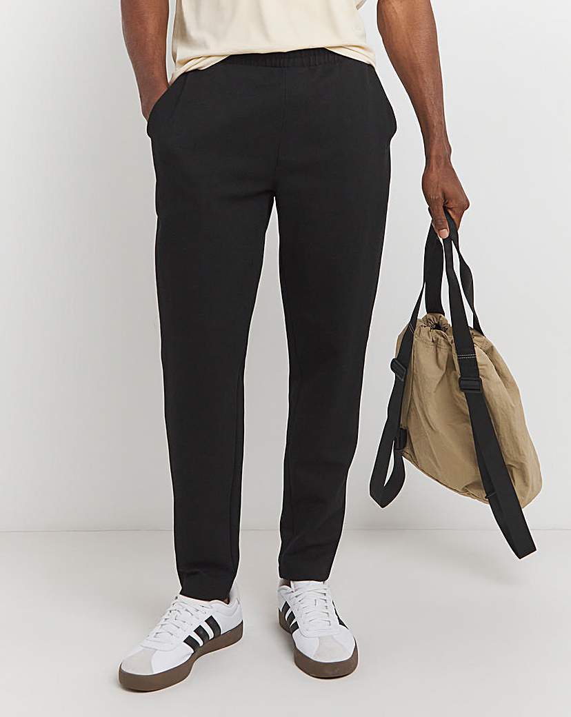 Twill Tapered Fit Jogger