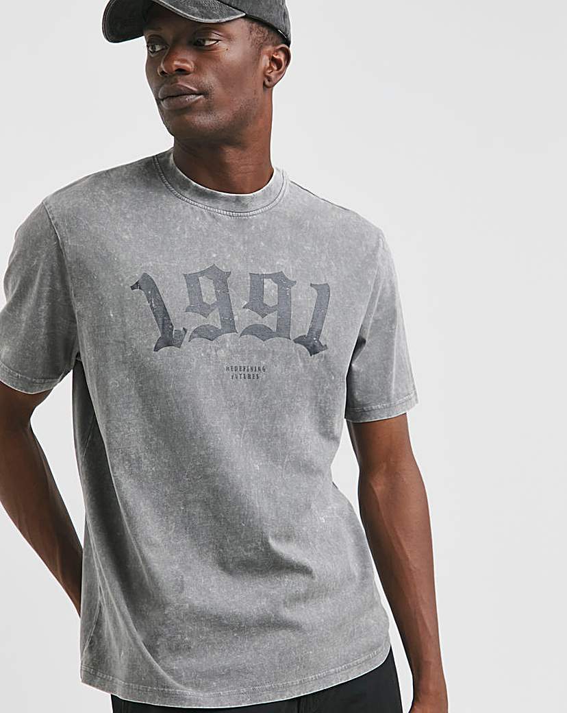 Relaxed Fit Acid Wash Graphic T-Shirt