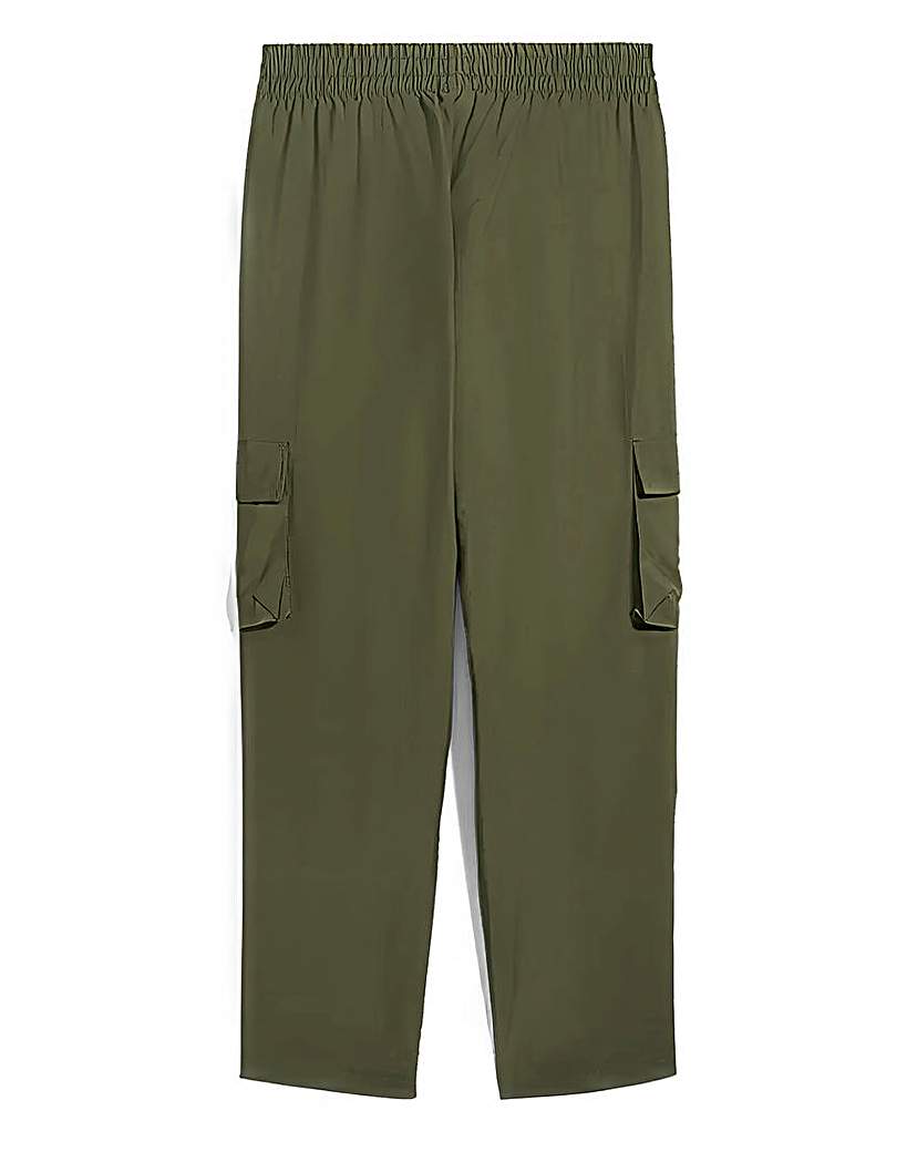PUMA Essentials Logo Woven Cargo Pants