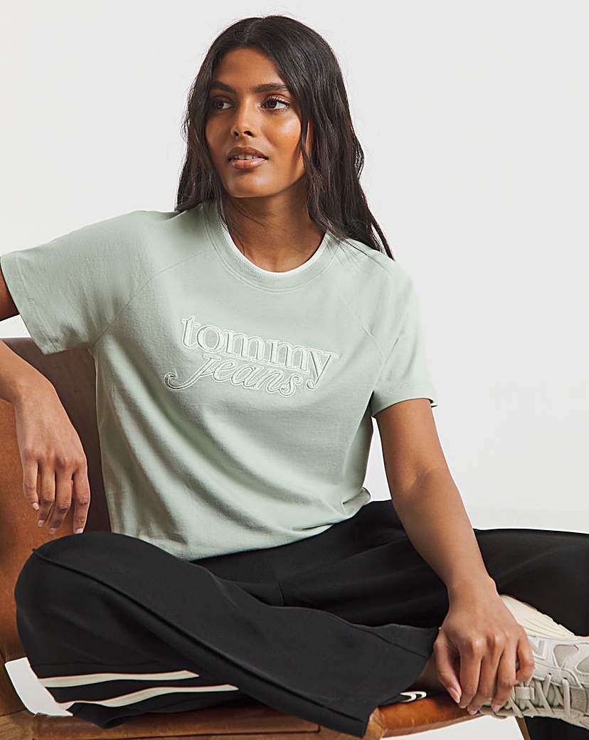 New In - Tommy Jeans Script T-Shirt