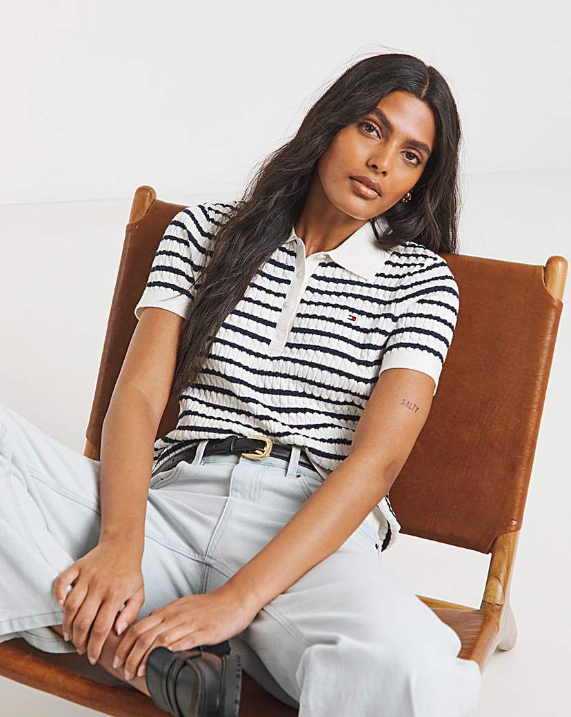 New In - Tommy Hilfiger Polo Sewatshirt