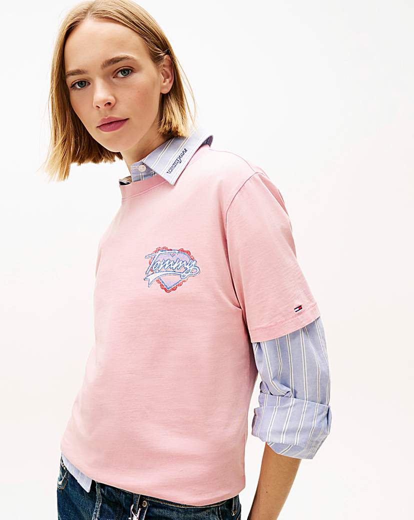 New In - Tommy Jeans Washed Heart T-Shirt