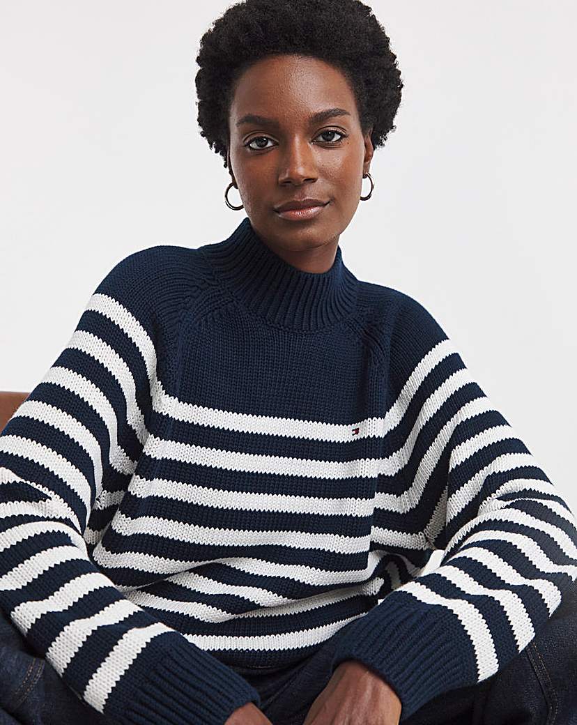 New In - Tommy Hiilfiger Long Sleeve Sweater
