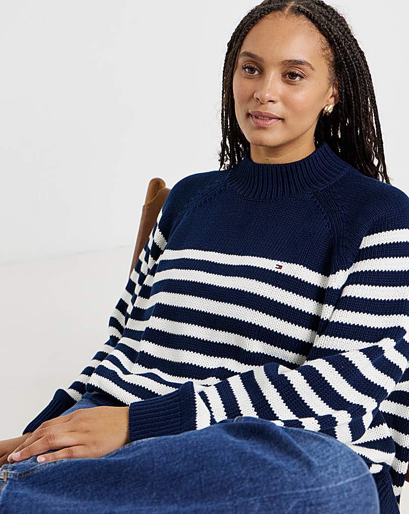 New In - Tommy Hiilfiger Long Sleeve Sweater