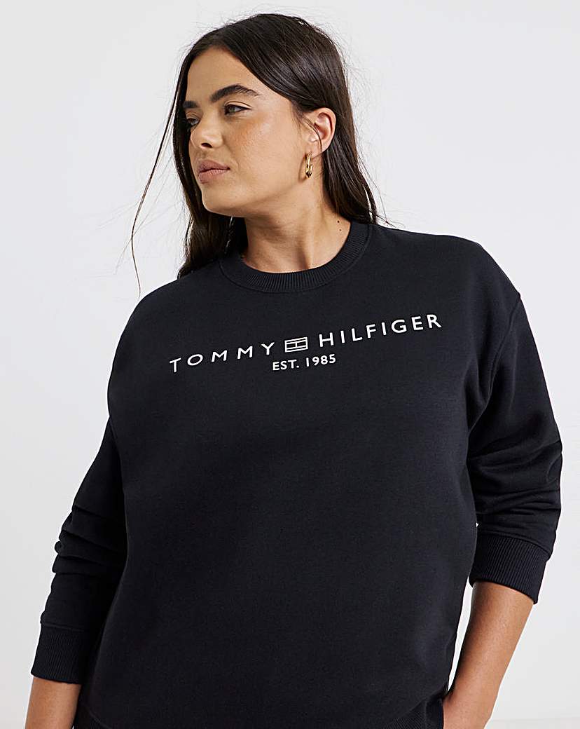 New In - Tommy Hilfiger Logo Crew Neck