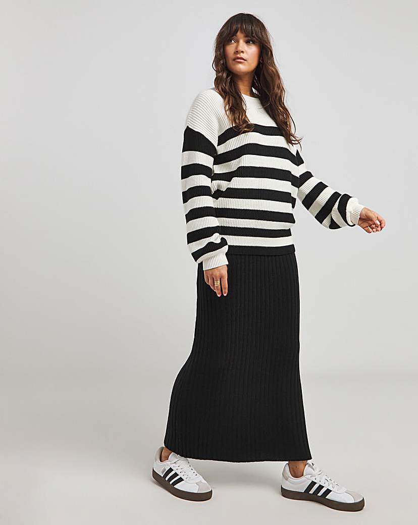Knitted Maxi Skirt