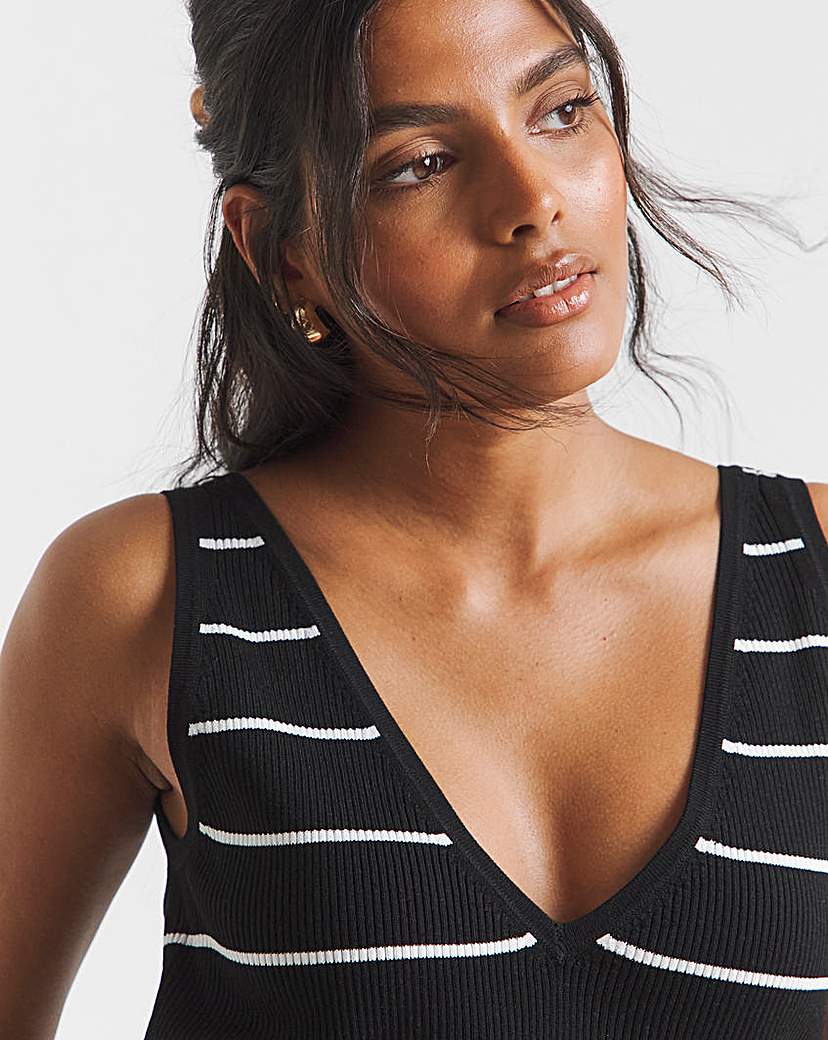 V Neck Ribbed Knit Vest