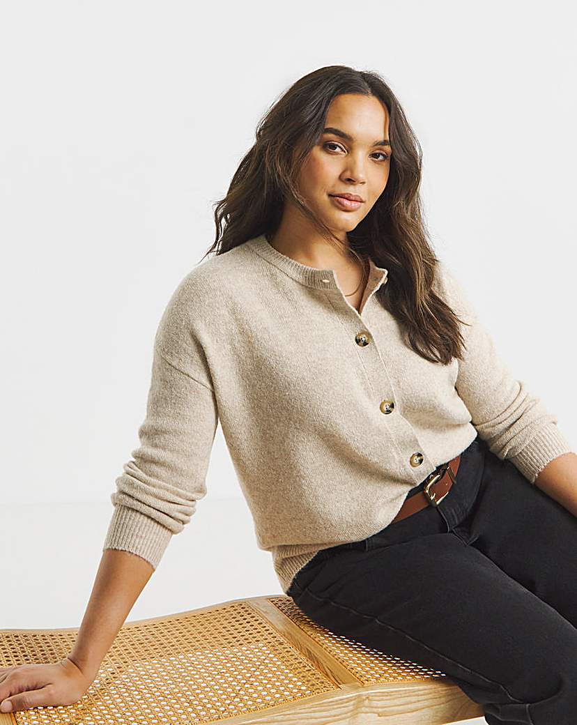 New In - Crew Neck Cardigan