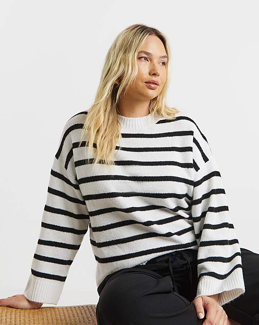 New In - Crew Neck Jumper