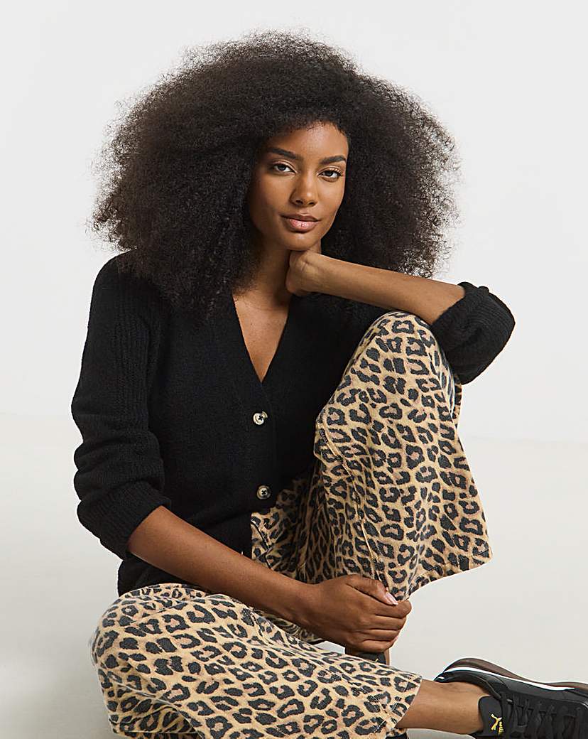 New In - Boyfriend Cardigan
