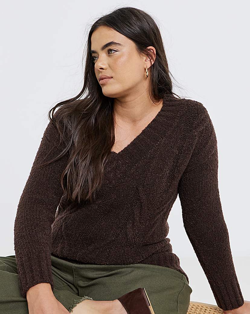 New In - V-Neck Cable Boucle Tunic