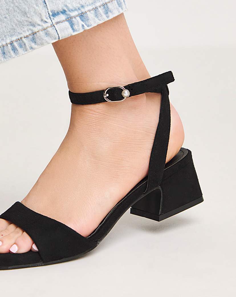 Barely There Low Block Heel Ex Wide