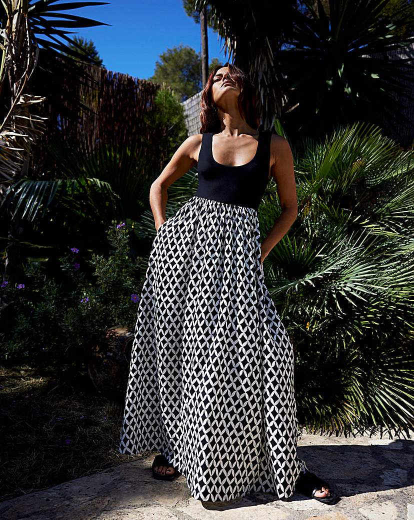 Ro&Zo Mono Geo Print Skirt Maxi Dress