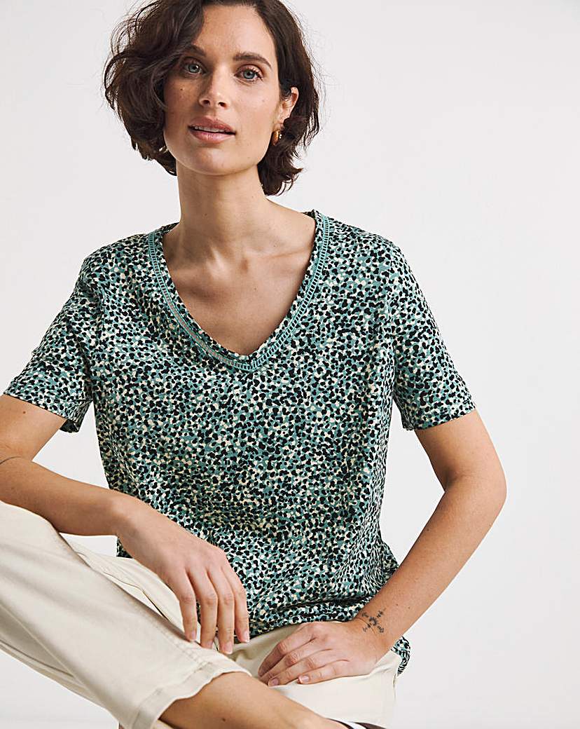 Bubble Hem Short Sleeve Top