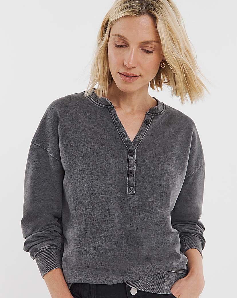 Acid Wash Henley Sweat