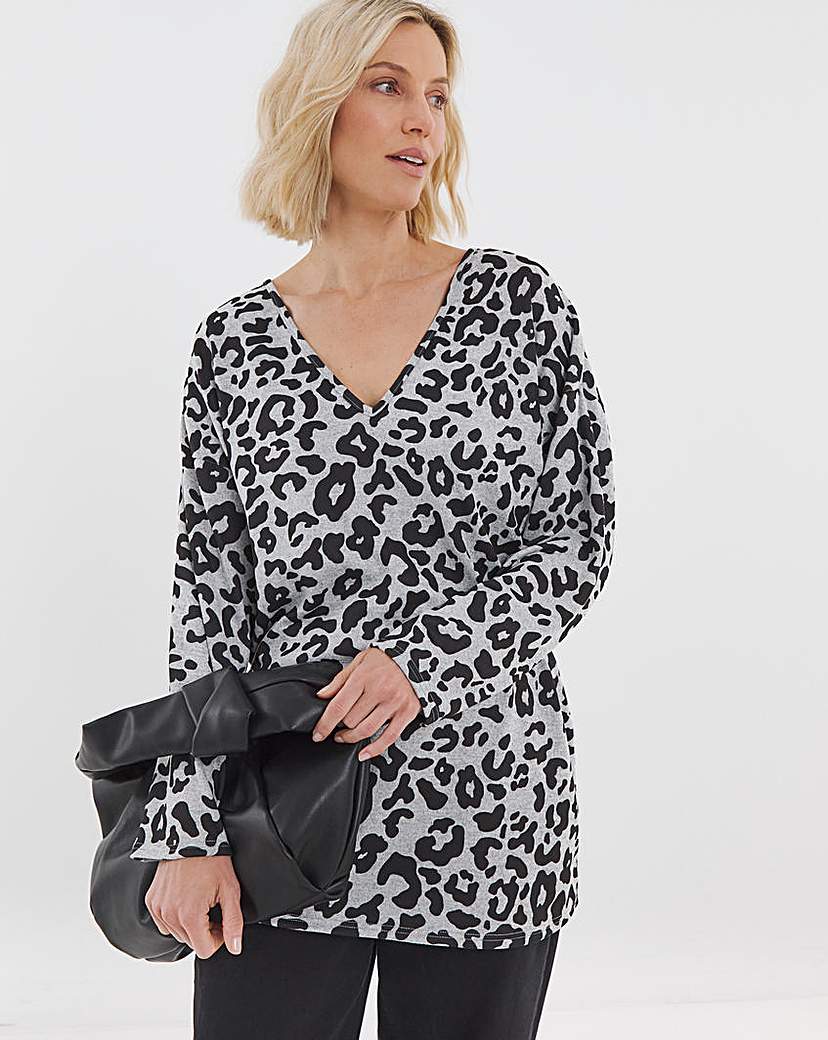 Soft Touch V-Neck Longline